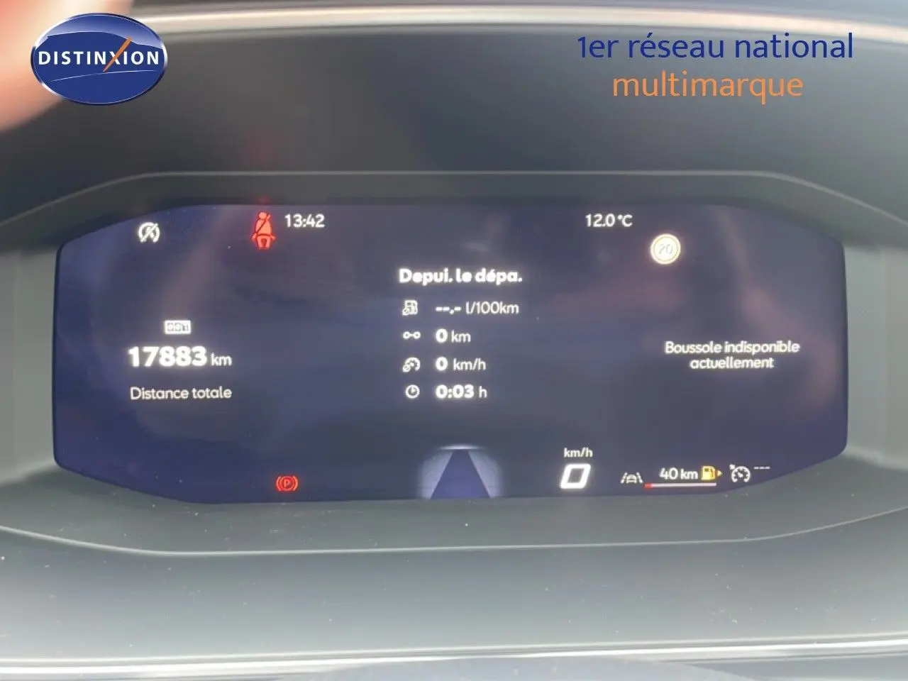 Tableau de bord numérique du SEAT LEON 2.0 TDI 115CH STYLE XL 2025 affichant le compteur et informations de conduite.