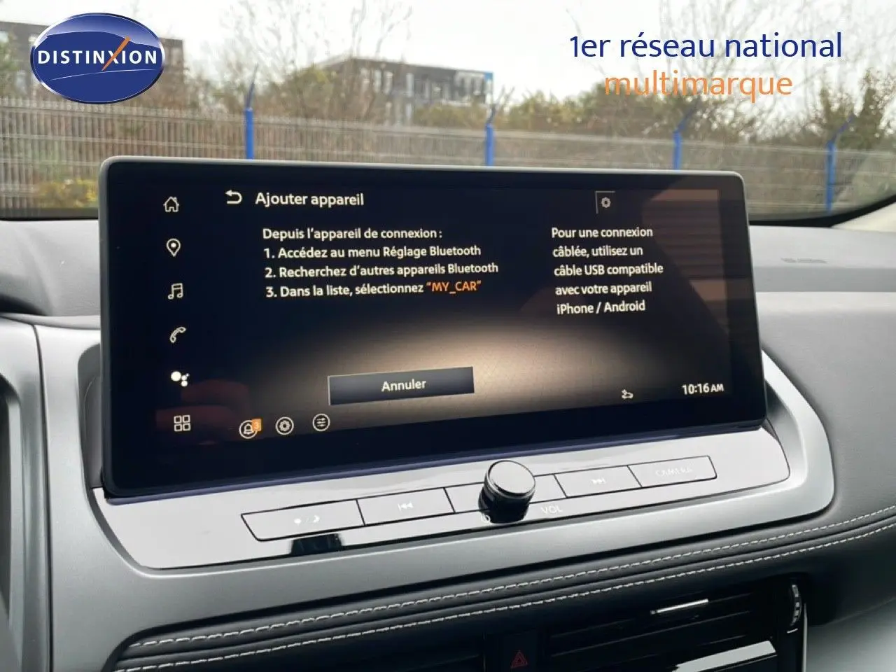 Écran tactile central du tableau de bord du Nissan Qashqai 2025, affichant le menu de connexion Bluetooth.