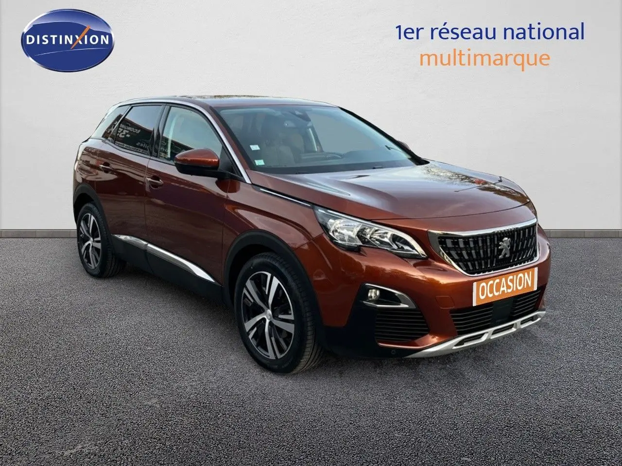 Peugeot 3008 Cooper Metal vue 3/4 avant droit, SUV diesel 2019 avec jantes alliage et calandre noire.