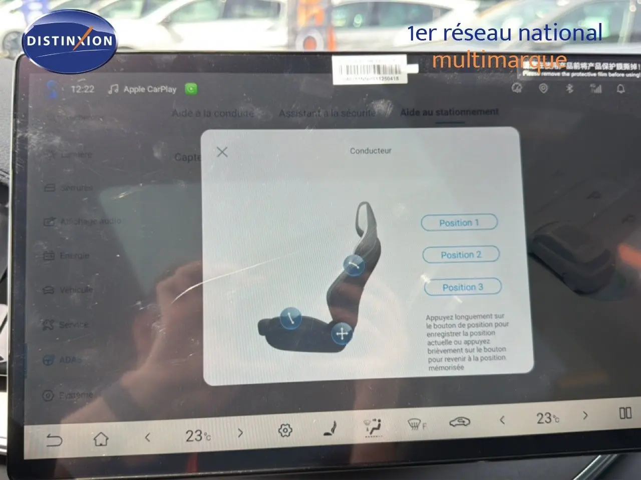 Écran tactile intérieur du BYD SEAL U 2026 montrant le réglage des positions du siège conducteur.