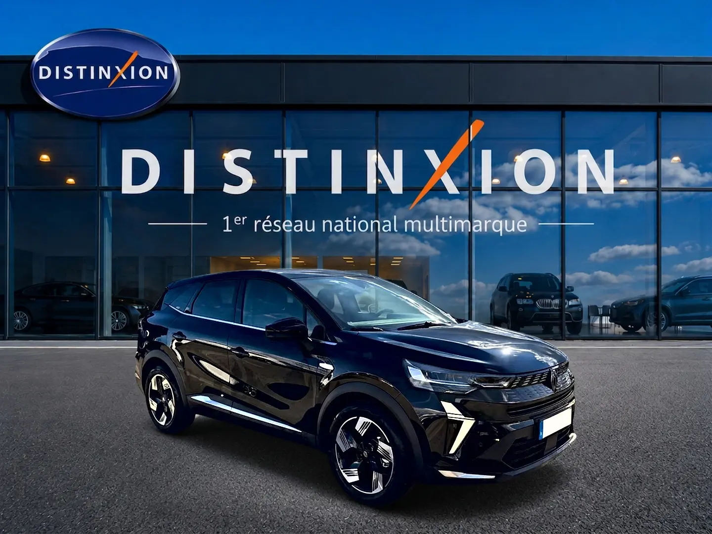 Renault Symbioz 2026 noir étoile, vue 3/4 avant droit, avec jantes alu et feux LED distinctifs.