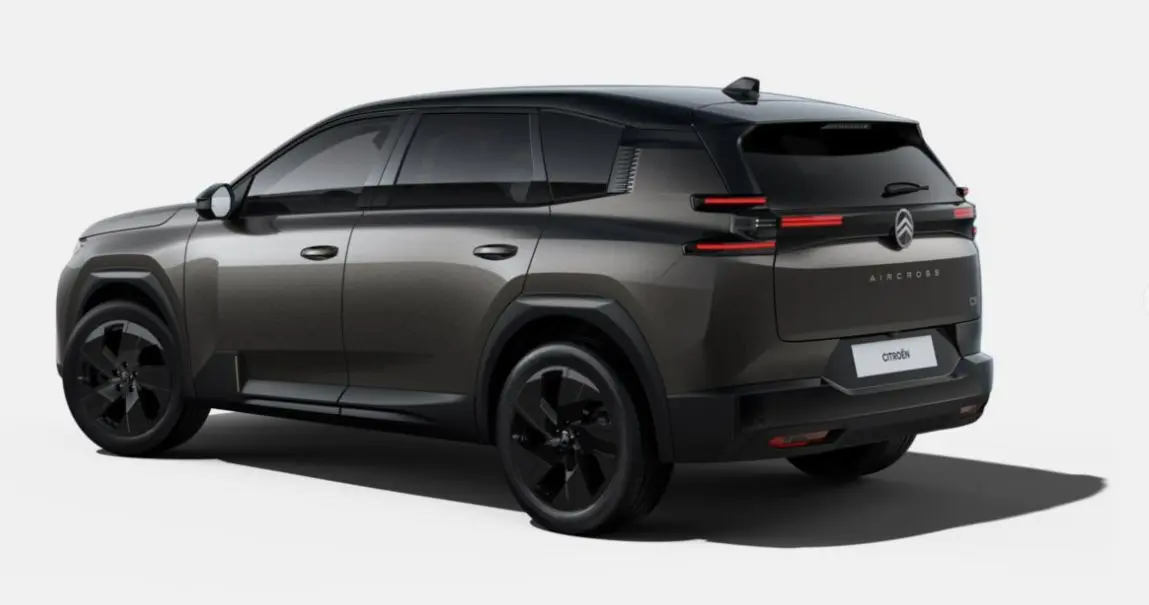 Vue 3/4 arrière droite du Citroën C5 Aircross gris Platinium avec toit noir et feux arrière LED distinctifs.