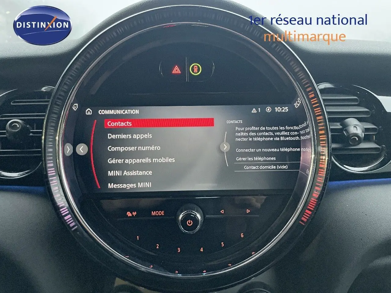 Affichage central rond du tableau de bord MINI Cabriolet F57 2023 avec menu communication et éclairage LED coloré