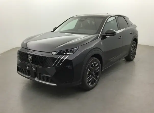 Peugeot 3008 Hybrid 145 e-DCS6 GT noir, vue 3/4 avant droit, jantes alliage 19 pouces et calandre distinctive.