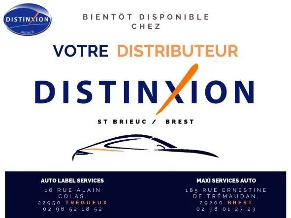 Je ne vois pas de véhicule sur cette image, seulement un visuel promotionnel pour un distributeur automobile. Pouvez-vous fournir une autre image avec le véhicule visible ?