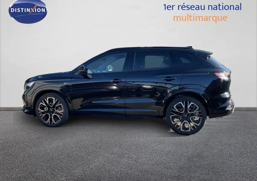 Renault Austral E-Tech hybride noir étoile métal, vue profil côté gauche, jantes alliage distinctives et lignes fluides.
