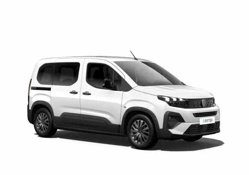 Peugeot Rifter blanc Kaolin en vue 3/4 avant droit, avec protections noires sur les bas de caisse et jantes foncées.