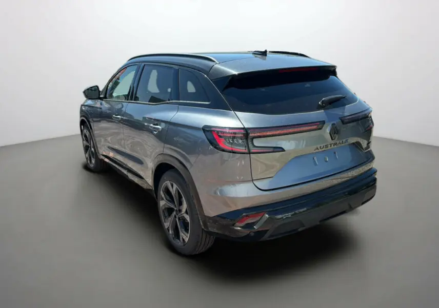 Renault Austral E-Tech 200 Esprit Alpine gris schiste avec toit noir, vue 3/4 arrière côté gauche, 2025.