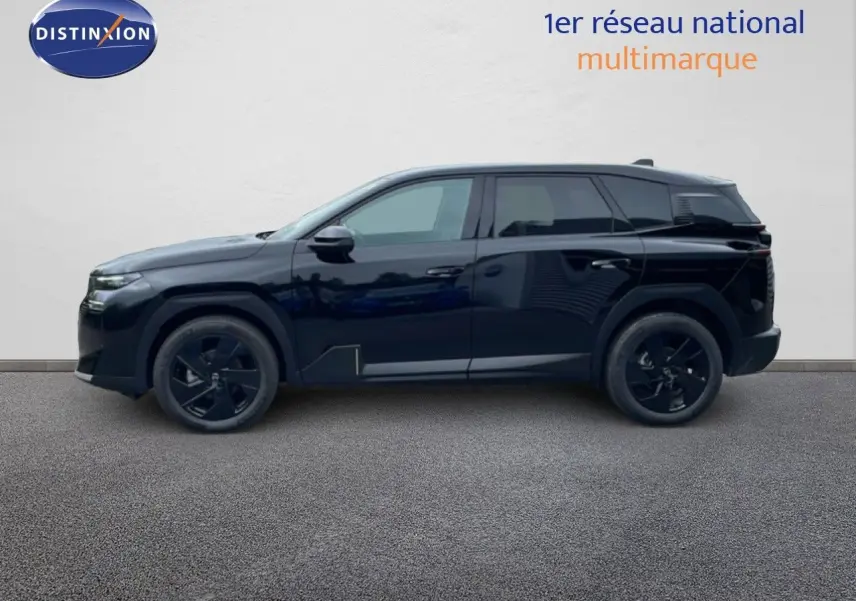 Profil côté gauche du Citroën C5 Aircross 2026 noir Perla Nera, avec jantes noires et lignes modernes.