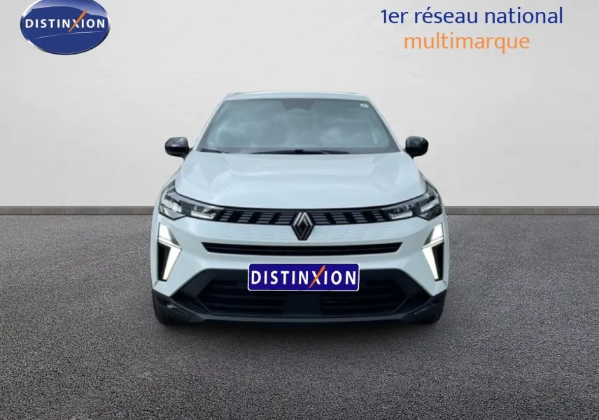 Vue avant d'une Renault Symbioz E-Tech Full Hybrid 145ch gris Rafale Métal avec calandre noire et feux LED fins.
