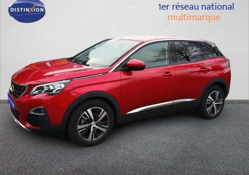 Peugeot 3008 rouge foncé métallisé vue de profil côté gauche, soulignant ses jantes alliage et toit noir contrasté.