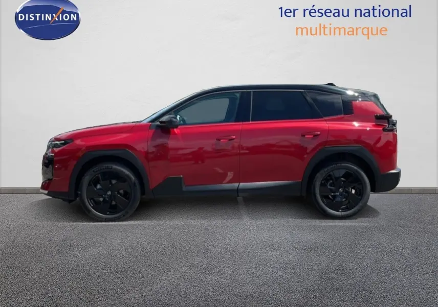 Profil côté gauche d'un Citroën C5 Aircross Hybrid rouge rubis métallisé avec jantes noires et toit noir.