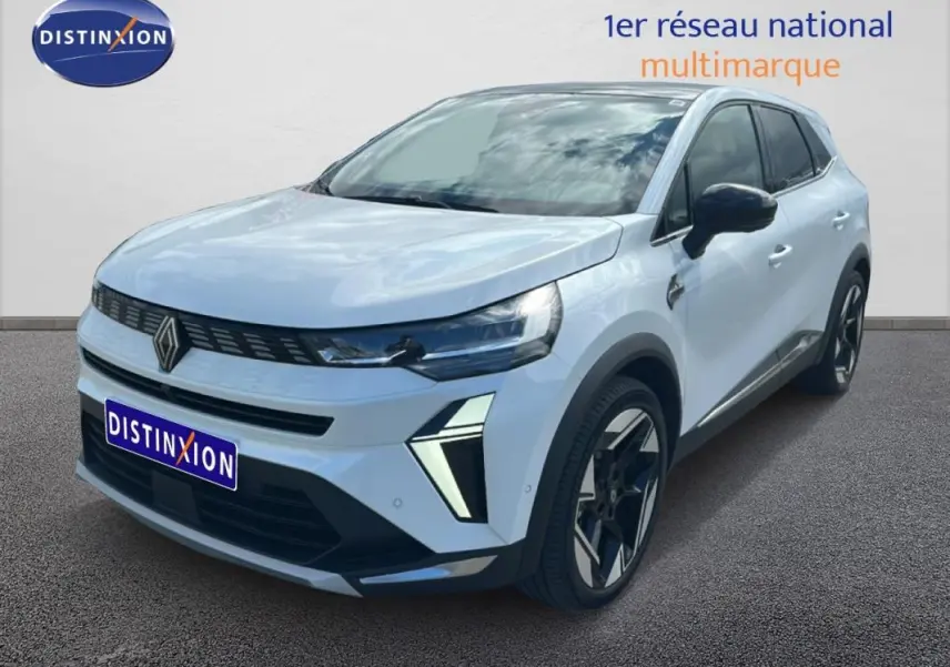 Vue 3/4 avant droit du Renault SYMBIOZ blanc 2025 avec jantes alliage 19 pouces et signature lumineuse distinctive.