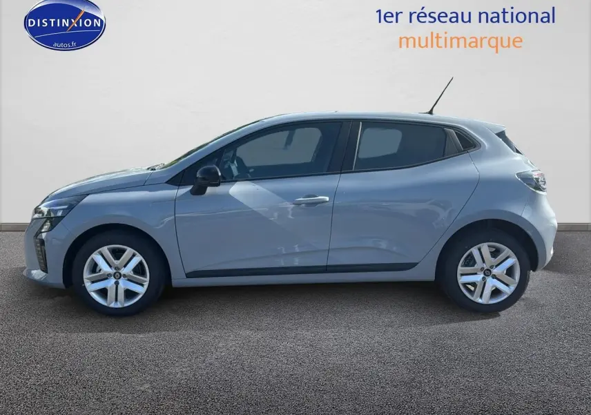 Profil droit d'une Renault Clio V gris rafale 2025 avec jantes alliage et vitres teintées sur fond neutre.