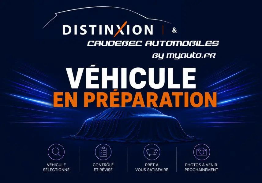 Image illustrant un véhicule couvert par une housse bleue, aucune vue du Renault Symbioz gris n’est visible.