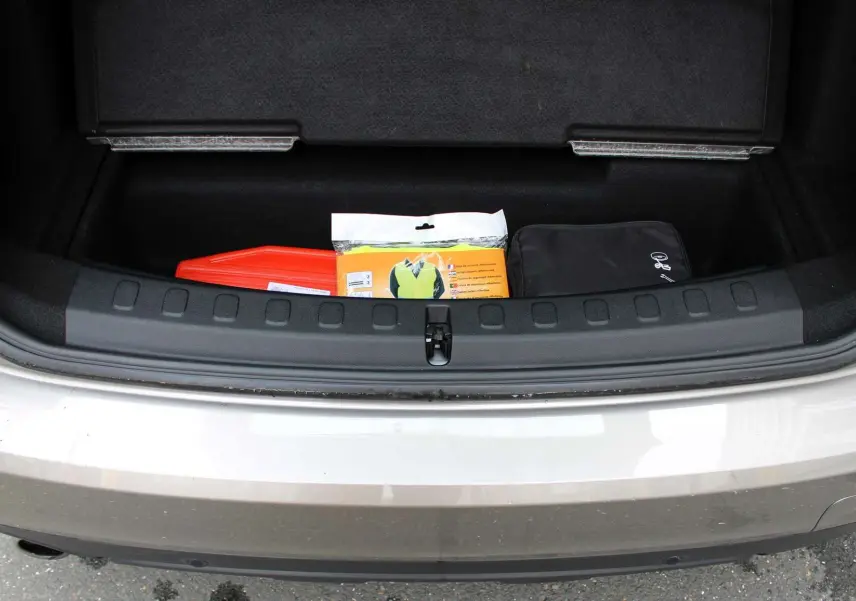 CREATOR: gd-jpeg v1.0 (using IJG JPEG v62), quality = 80
