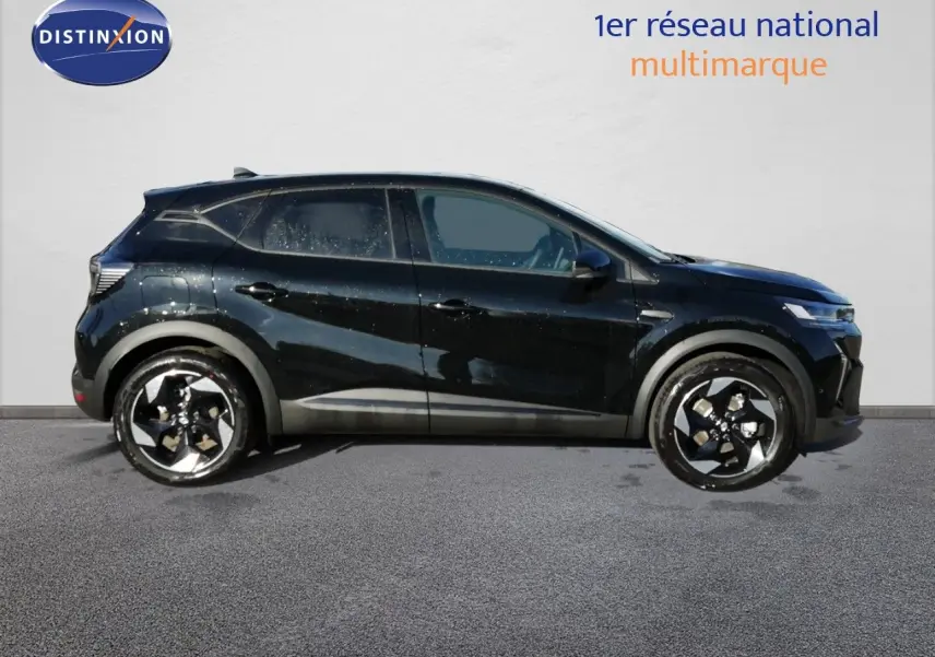 Profil côté gauche du Renault Captur E-Tech Full Hybrid 160ch noir étoile métal avec jantes biton 18 pouces.