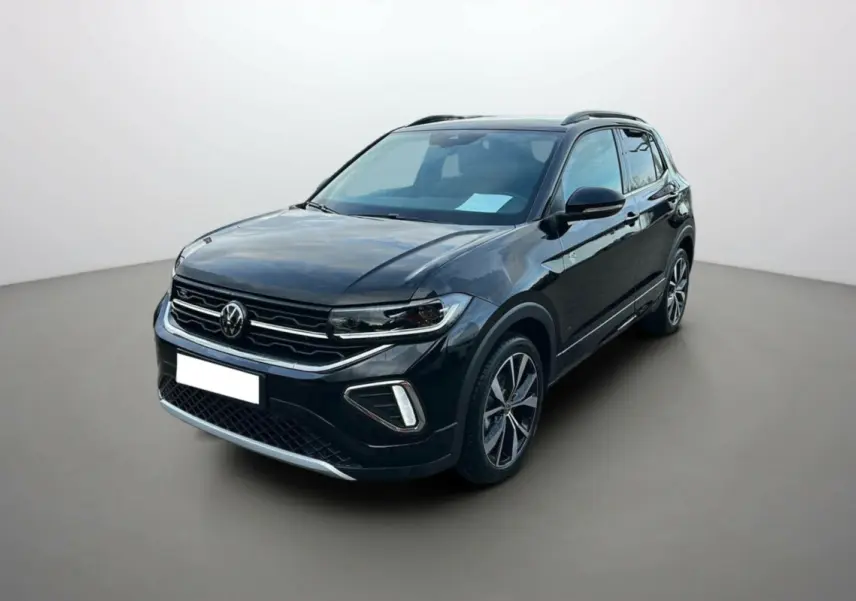 Volkswagen T-Cross TSI 116 DSG7 R-Line noir intense en 3/4 avant droit avec jantes alu 18 pouces et barres de toit.