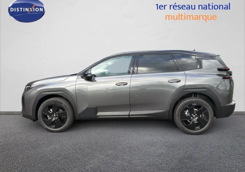 Profil droit du Citroën C5 Aircross Hybrid gris platinium métal avec jantes noires et lignes modernes.