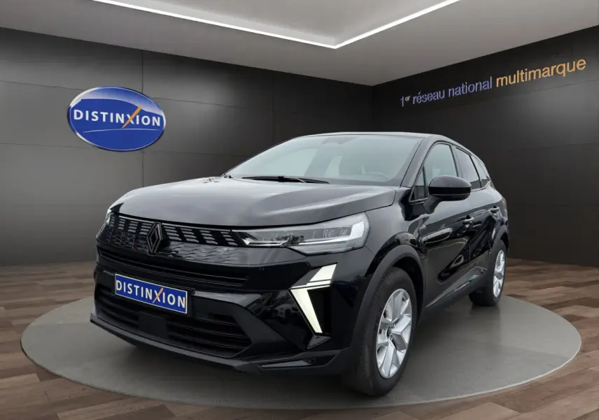 Renault Symbioz noir en 3/4 avant droit, avec calandre noire et feux LED distinctifs en forme de V.