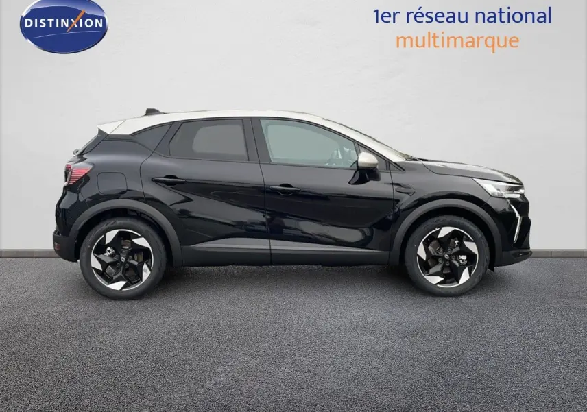 Renault Captur E-Tech hybride 2025 en profil côté gauche, noir étoile avec toit beige et jantes bicolores.