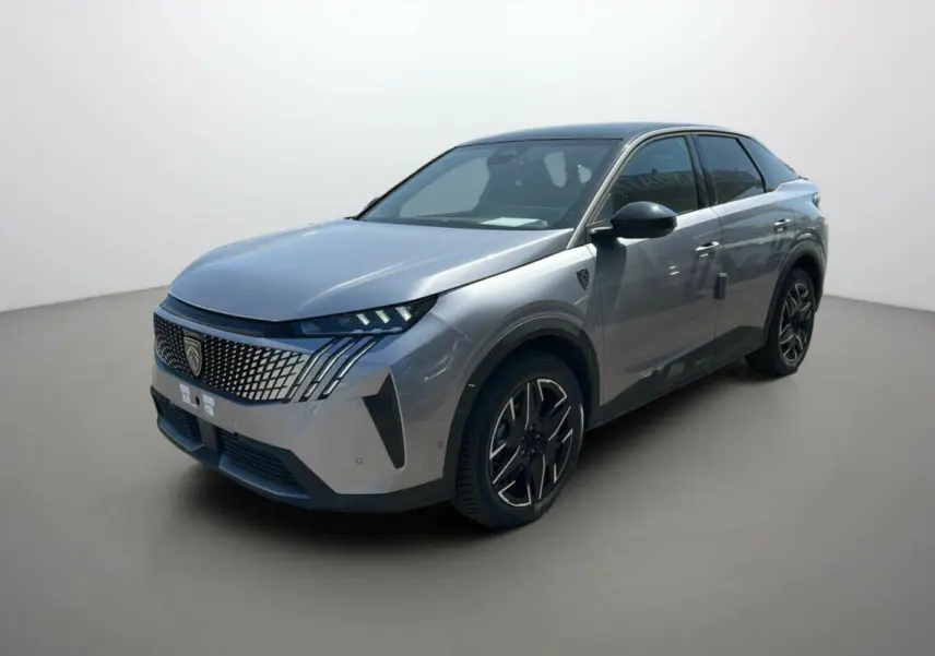 Peugeot 3008 Hybrid 145 GT Alcantara gris artense avec toit noir, vue 3/4 avant droit mettant en valeur la calandre moderne.