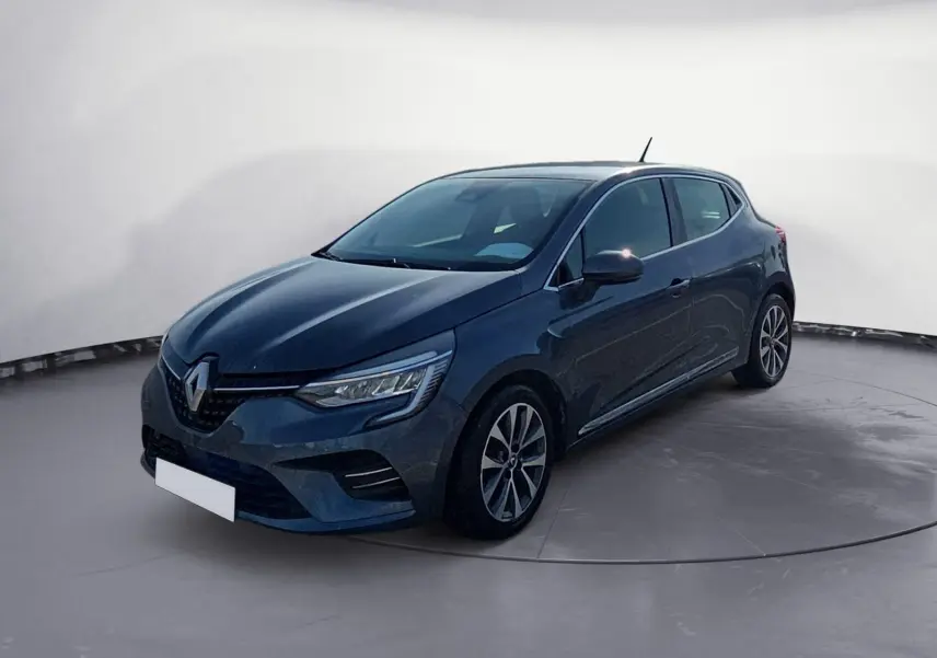 Renault Clio V TCE 90 2021 gris foncé métal vue 3/4 avant droit avec jantes alliage et feux LED.