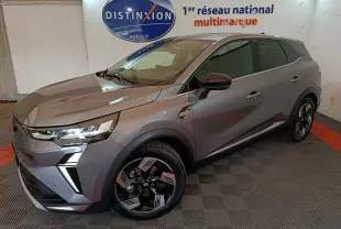 Renault SYMBIOZ gris métallisé en 3/4 avant droit, avec phares LED et jantes au design futuriste.