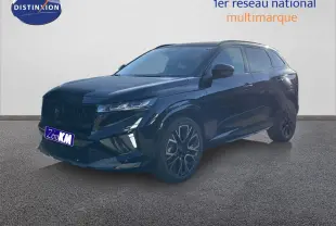 Renault Austral E-Tech Full Hybrid noir étoile métal, vue 3/4 avant droit avec jantes alliage distinctives.