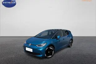 Volkswagen ID.3 204 ch Pro S bleu métallisé en 3/4 avant avec toit noir et jantes bicolores 20 pouces.