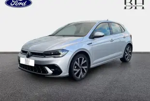 Volkswagen Polo 2022 R-Line en Reflet d'Argent métallisé vue 3/4 avant avec jantes alu et phares LED