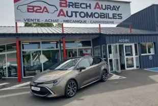 Toyota Corolla Touring Sport 184h Collection 2022 bronze impérial bi-ton vue 3/4 avant droit devant concessionnaire
