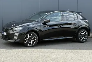 Peugeot 208 Hybrid 110 e-DSC6 GT noir Perla vue de profil côté gauche avec jantes alliage bi-tons.