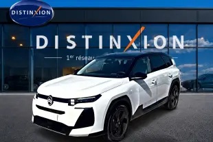 Citroën C5 Aircross blanc et noir en 3/4 avant droit, avec toit bi-ton et jantes alliage noires.