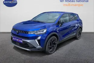 Renault Symbioz E-Tech Full Hybrid 145ch Esprit Alpine en bleu Iron Metal, vue 3/4 avant droit avec jantes noires.