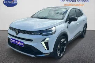 Vue 3/4 avant droit du Renault SYMBIOZ blanc 2025 avec jantes alliage 19 pouces et signature lumineuse distinctive.