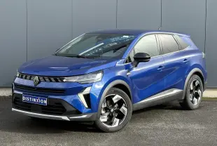 Renault Symbioz E-Tech Full Hybrid bleu Iron en 3/4 avant droit avec jantes 18 pouces et hayon mains libres.