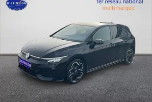 Volkswagen Golf 1.5 etsi evo2 150 R-Line noir vue 3/4 avant avec jantes alu distinctives et phares LED.