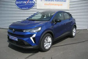 Renault Captur II 1.6 E-Tech Hybride bleu Iron, vue 3/4 avant droit, avec calandre moderne et jantes argentées.