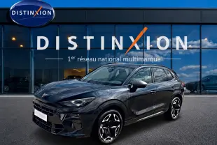 Vue 3/4 avant droite d'un CUPRA TERRAMAR gris timanfaya avec jantes alu noires et détails sportifs visibles.