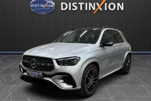 Mercedes GLE 400 E Hybride argent High-tech, vue 3/4 avant droit, calandre AMG et jantes noires distinctives.