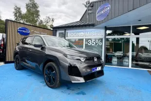 Citroën C5 Aircross gris Platinium vue 3/4 avant droit, jantes noires et calandre distinctive.