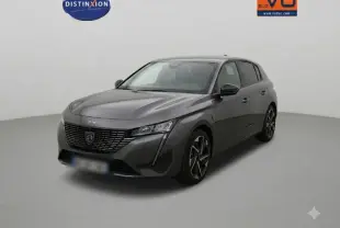 Peugeot 308 BlueHDi 130ch gris vue 3/4 avant, avec calandre noire et jantes alliage distinctives.